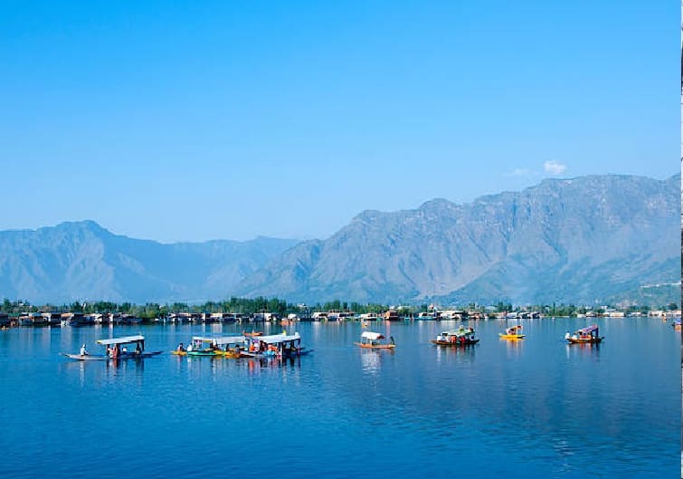 IRCTC Launches Kashmir Tour ex Chandigarh tour starting from just 29,800 rupees only