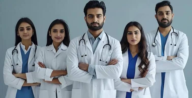 Career: अमेरिका में कितने साल की होती है MBBS की पढ़ाई? भारत से कितनी अलग है वहां की पढ़ाई