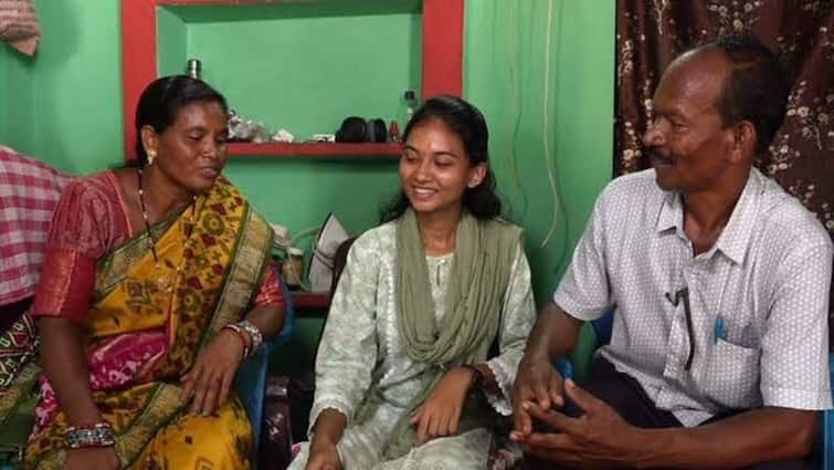 Success and struggle story of OCS Bini Muduli who is first bonda community member to become Odisha civil service officer