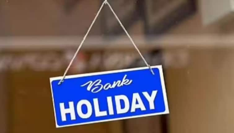 December Bank Holidays List you can know here to complete your financial works